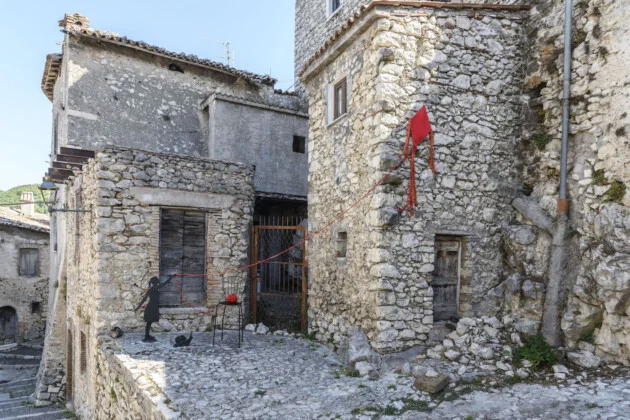 Pereto - Straperetana: arte diffusa nel borgo