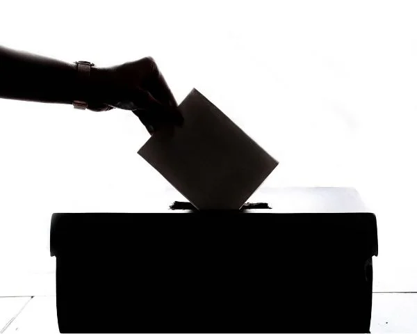 Castel Castagna - Referendum Popolari del 12 giugno