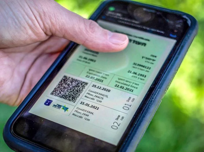 Green pass: dal 30 luglio il codice AUTHCODE si può scaricare online